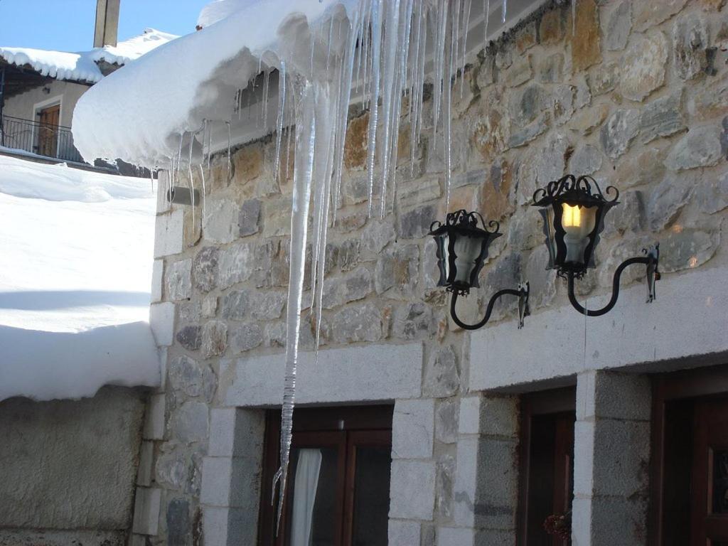 Ξενωνασ Σελινουντα Otel Kosmás Dış mekan fotoğraf