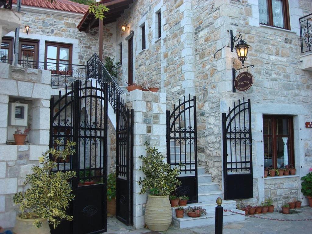 Ξενωνασ Σελινουντα Otel Kosmás Dış mekan fotoğraf