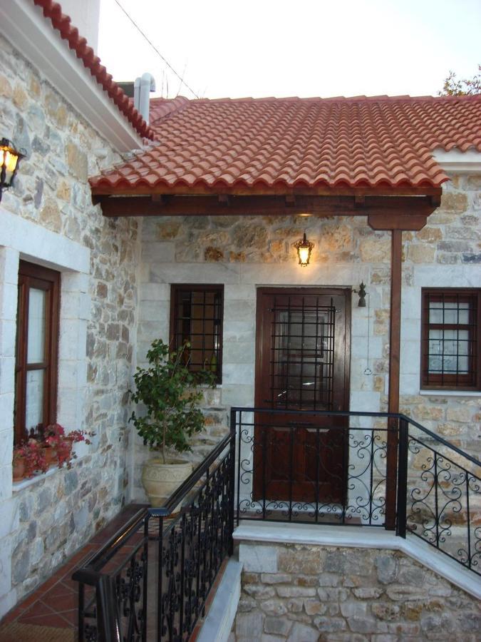 Ξενωνασ Σελινουντα Otel Kosmás Dış mekan fotoğraf